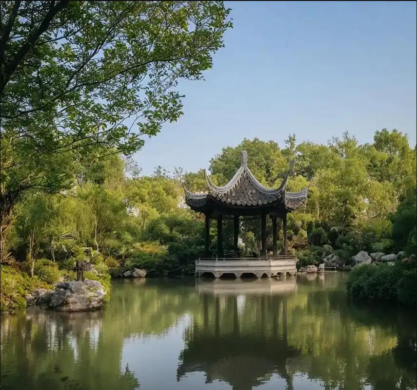 龙凤区雨寒律师有限公司